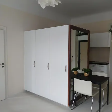 Julia Lacplesa Apartments Riga Room photo
