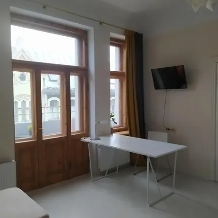 Julia Lacplesa Apartments Riga Room photo