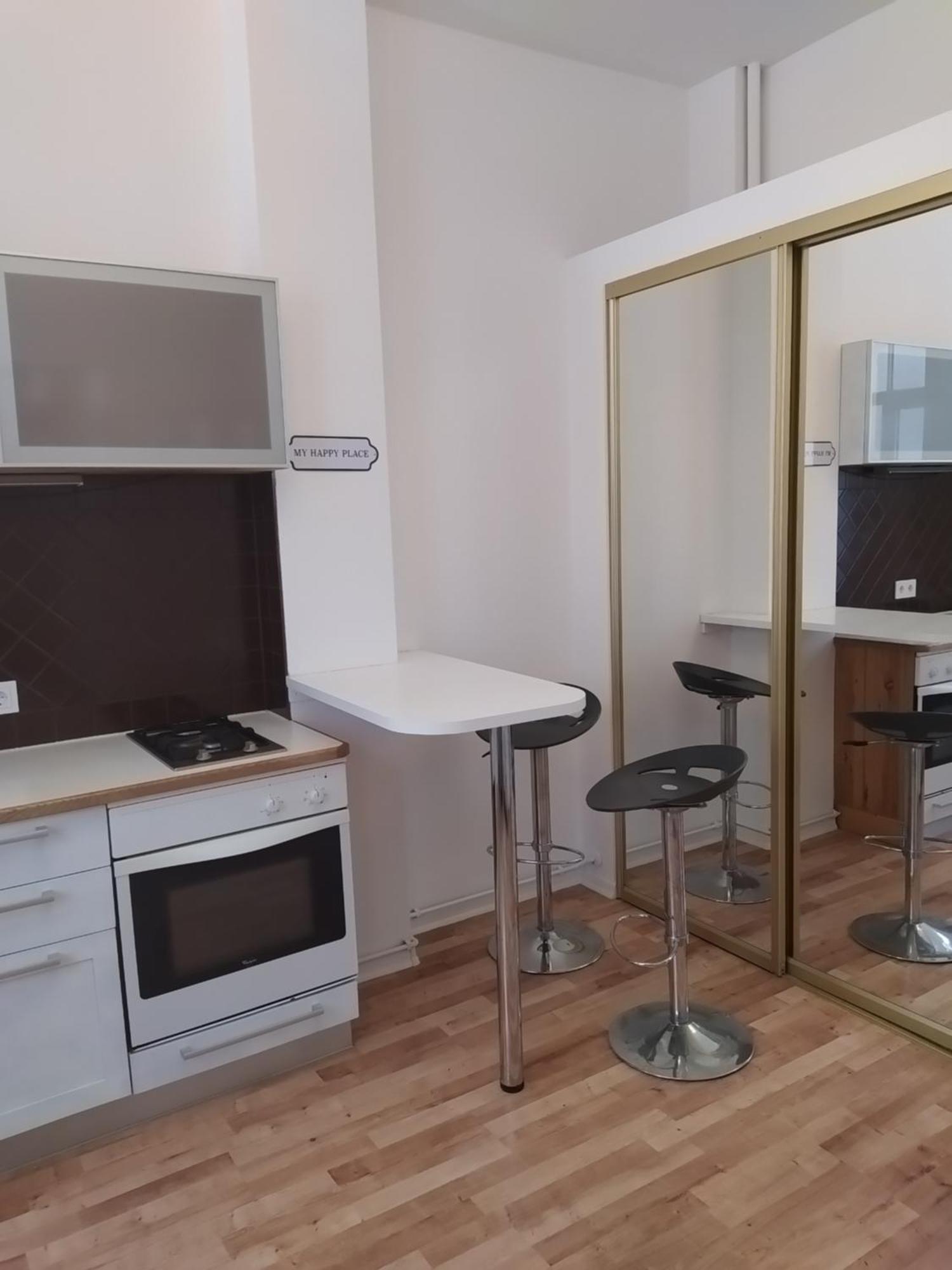 Julia Lacplesa Apartment Riga