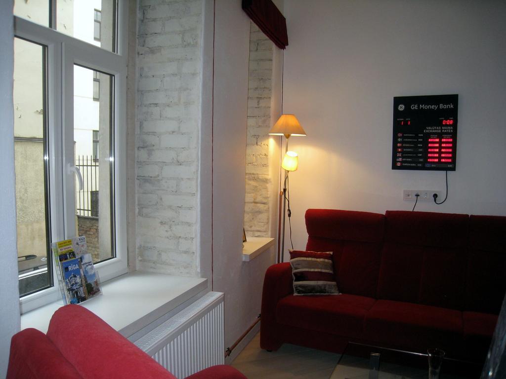 Julia Lacplesa Apartment Riga